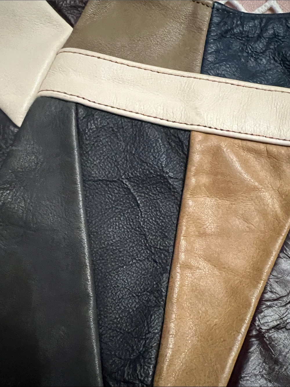 Patchwork Multicolor Leather Shoulder Bag - Elegant Everyday Style - Picture 3 of 5